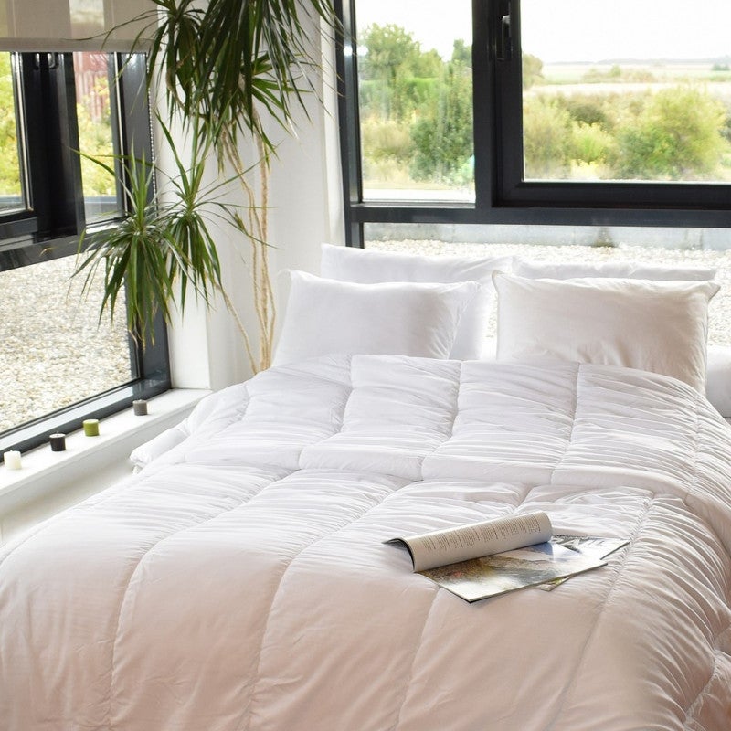 Couette légère anti transpirante 200 gr/m² 140 x 200 cm pour lit 1 place 90 x 190 cm - 2