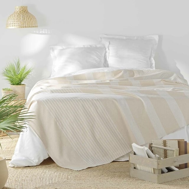 Couvre lit 2 personnes 240 x 260 cm coton/polyester tisse adele Naturel