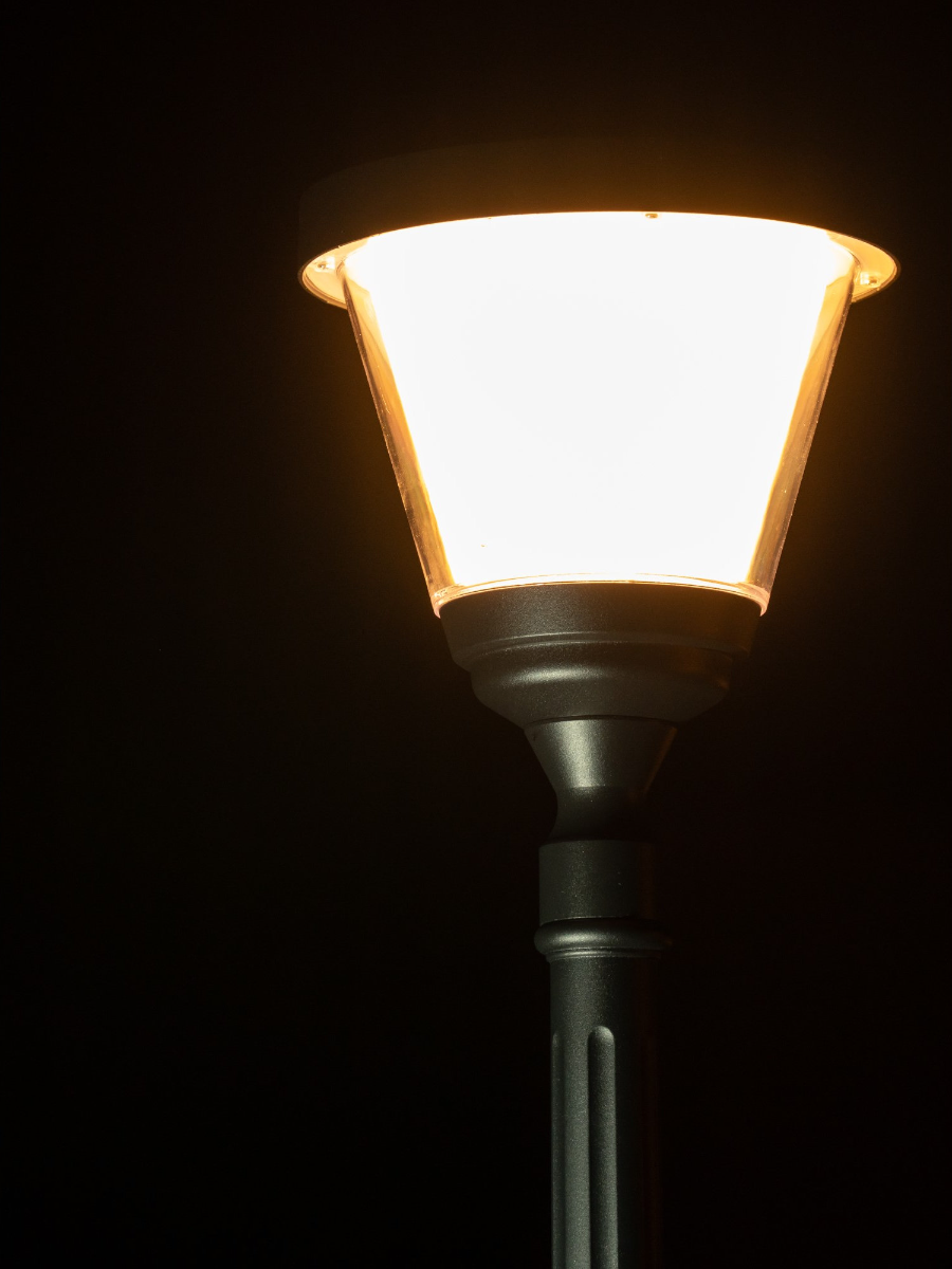 Farola solar Iplux® Oslo 200 cm - Alta calidad - Duración de la combustión 15 horas - 6