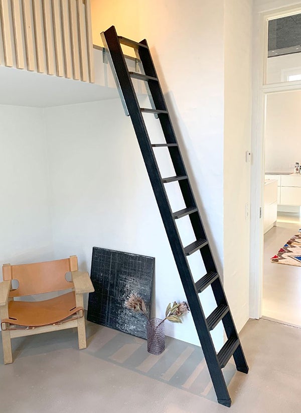 Echelle de meunier rabattable Noir RAL 9005 10 marches - Hauteur de sol à sol 2,37m - EC-MEZZ-RAB-N-10 - 5