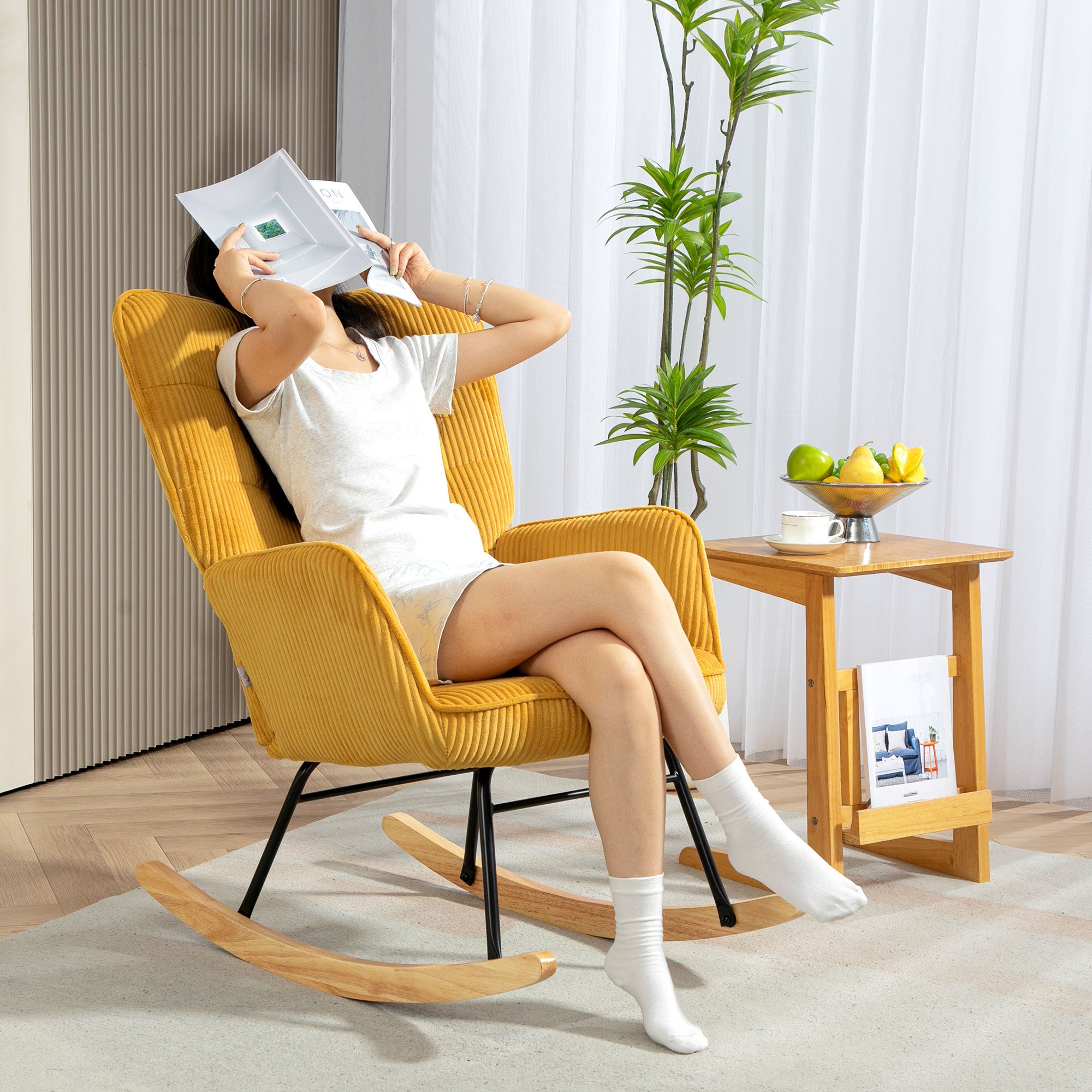 Fauteuil à bascule homcom, avec accoudoirs, en tissu doux type Teddy