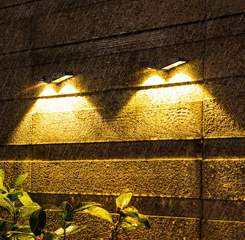Zestaw 2 zewnętrznych lamp solarnych ściennych, oświetlenie tarasu, wodoszczelność IP65, ciepłe białe światło 3000 K, na werandę, taras i schody