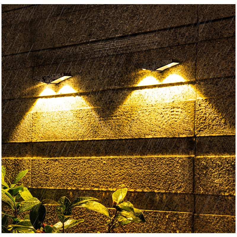 Zestaw 2 zewnętrznych lamp solarnych ściennych, oświetlenie tarasu, wodoszczelność IP65, ciepłe białe światło 3000 K, na werandę, taras i schody