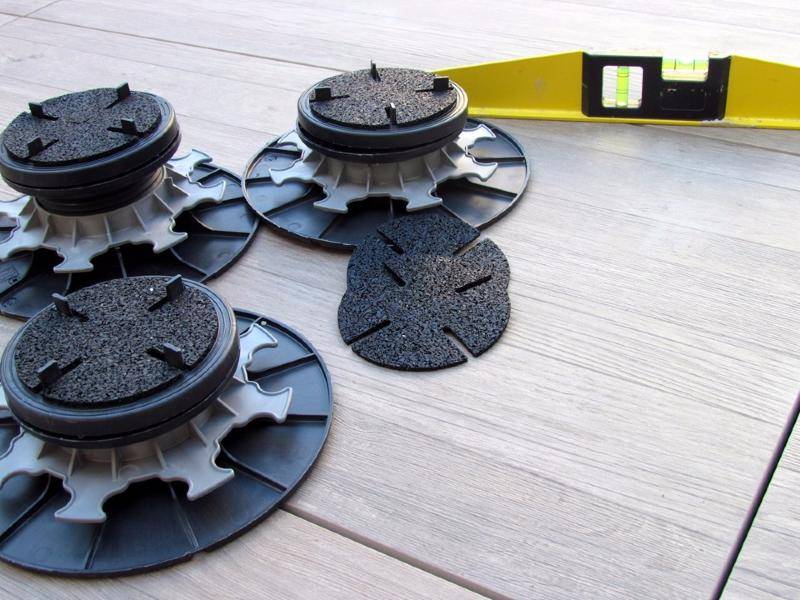 Plot autonivelant pour terrasse dalle ou caillebotis 155 à 245 mm - JOUPLAST - Carton de 40 plots - 4