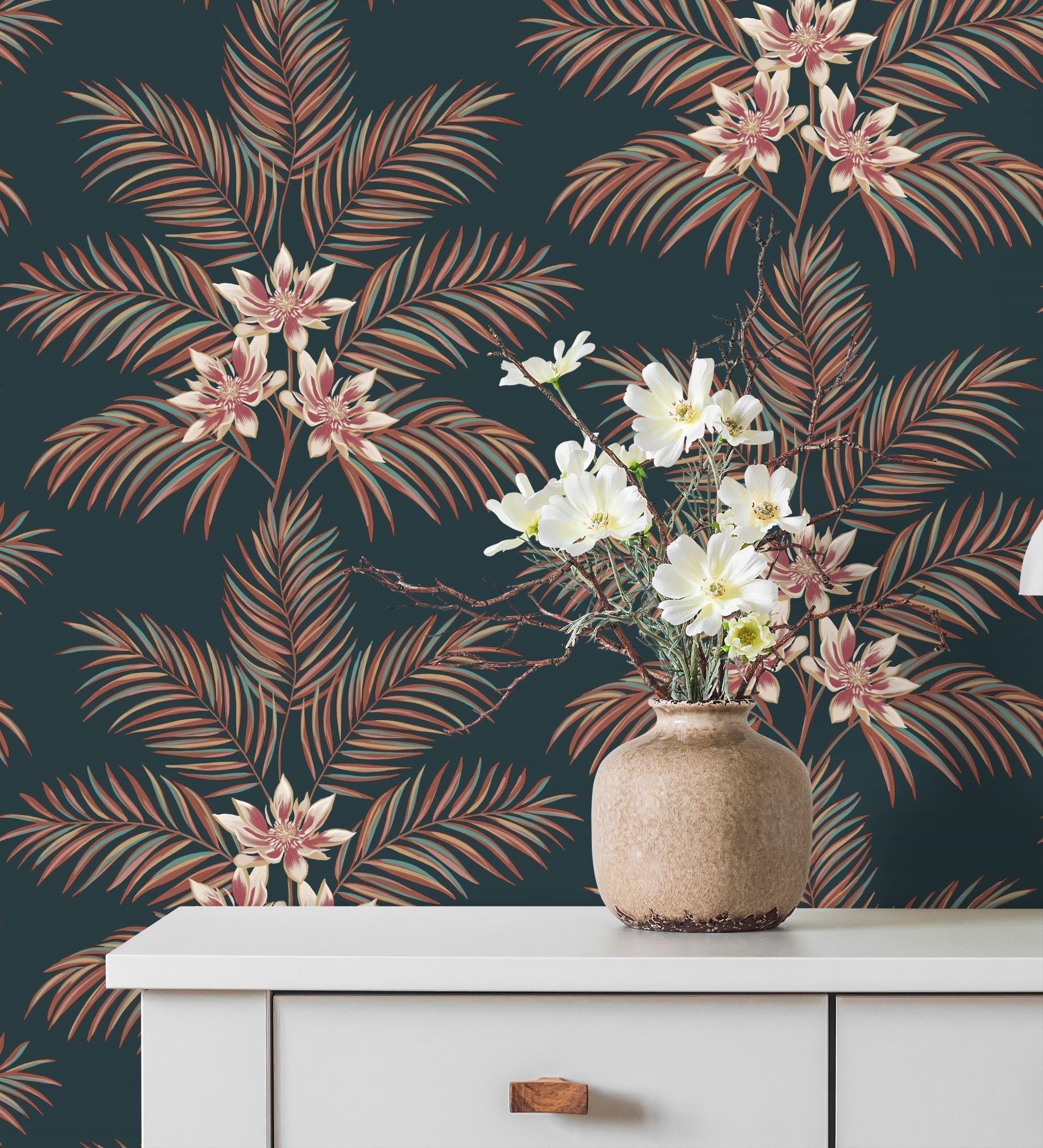 Papel pintado de hojas de palmera con flores estilo tropical color azul petróleo - malibu palms 682365 de gaulan - rollo de 10 m x 0,53 m