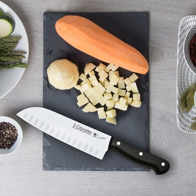 COLTELLO SANTOKU CM 18 LAMA IN ACCIAIO INOX LINEA HO.RE.CA DE LUCA SPESS.5mm | Leroy Merlin COLTELLO SANTOKU CM 18 LAMA IN ACCIAIO INOX LINEA HO.RE.CA DE LUCA SPESS.5mm | Leroy Merlin