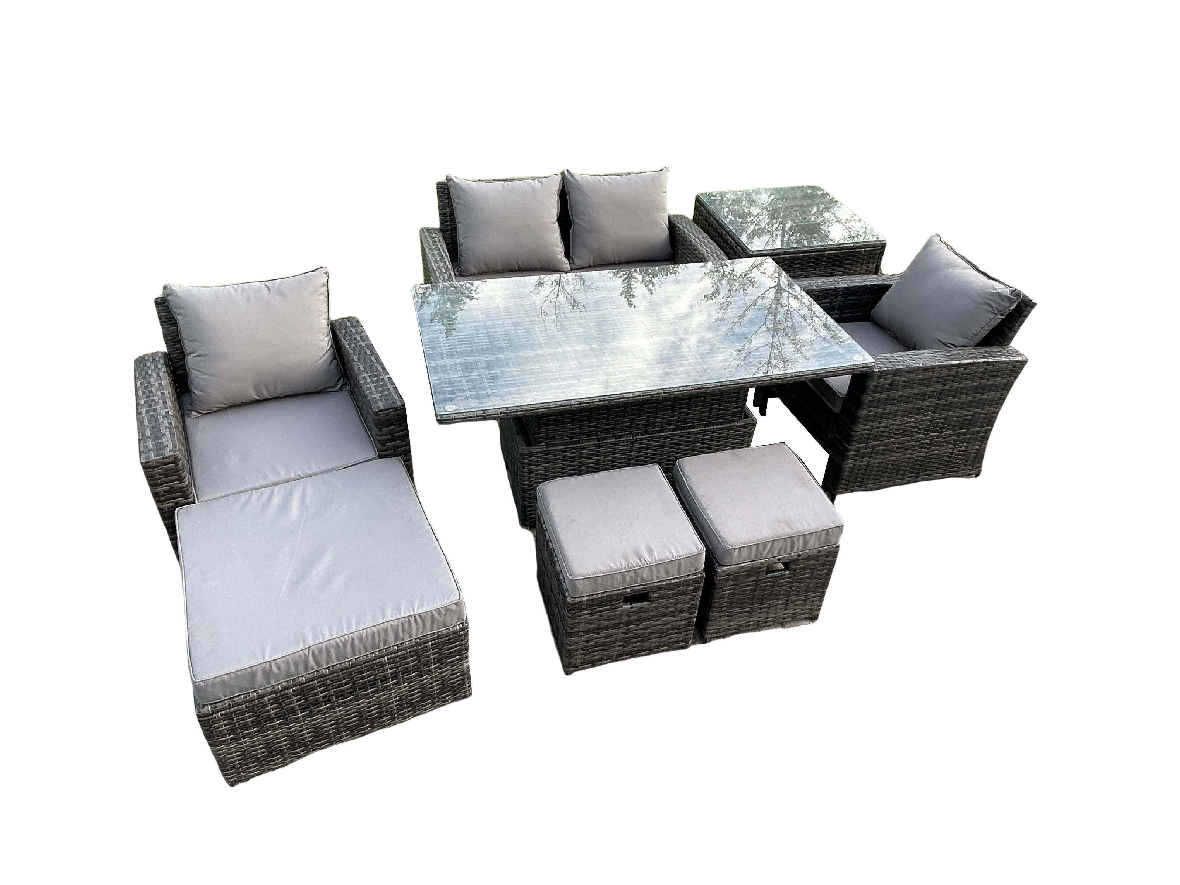 ensemble-de-meubles-de-jardin-en-rotins-ave-table-l-vatrice-table-d