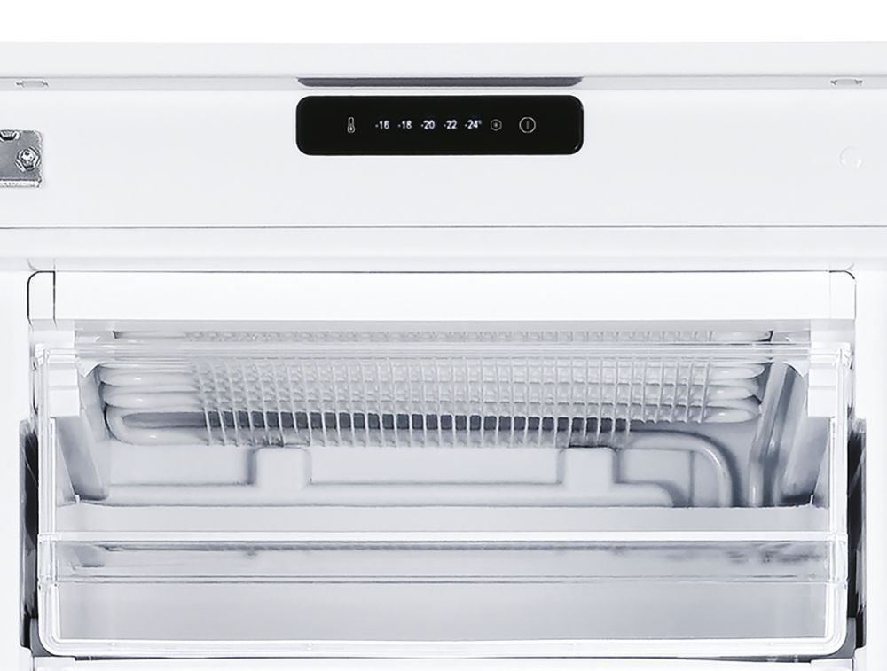 Candy CUS518EW Congélateur vertical Intégré 204 L E Blanc - 3
