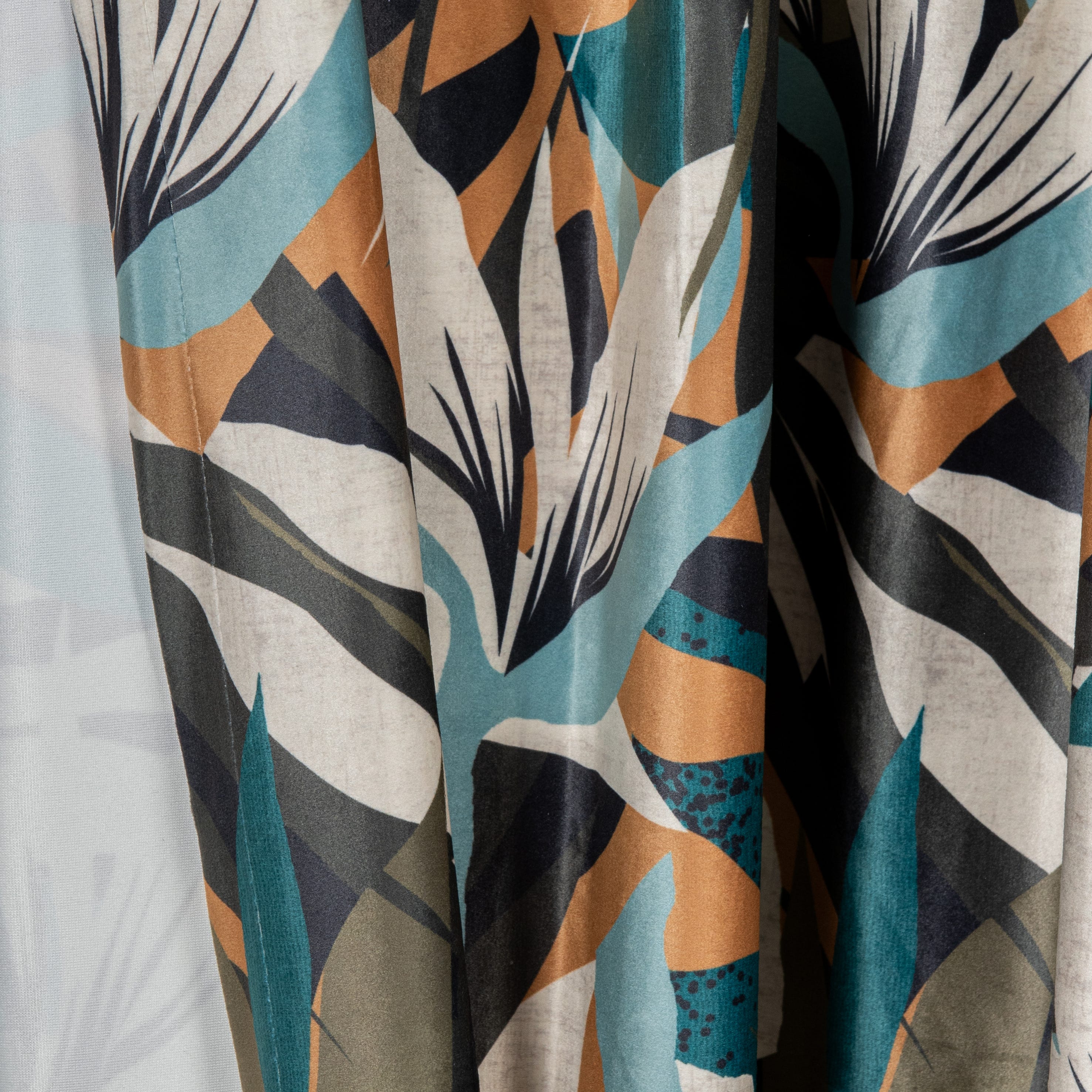 Zasłona zaciemniająca NAVIA - szer. 200 x wys. 280 cm - poliester - wzór liści w kolorze szarym, niebieskim i pomarańczowym - 9