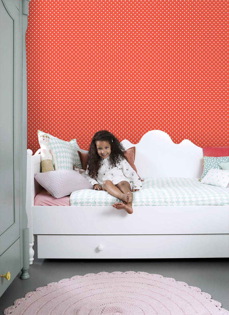 Papier peint à motif de petits points corail rouge - 53 cm x 10.05 m - ESTAhome - 2