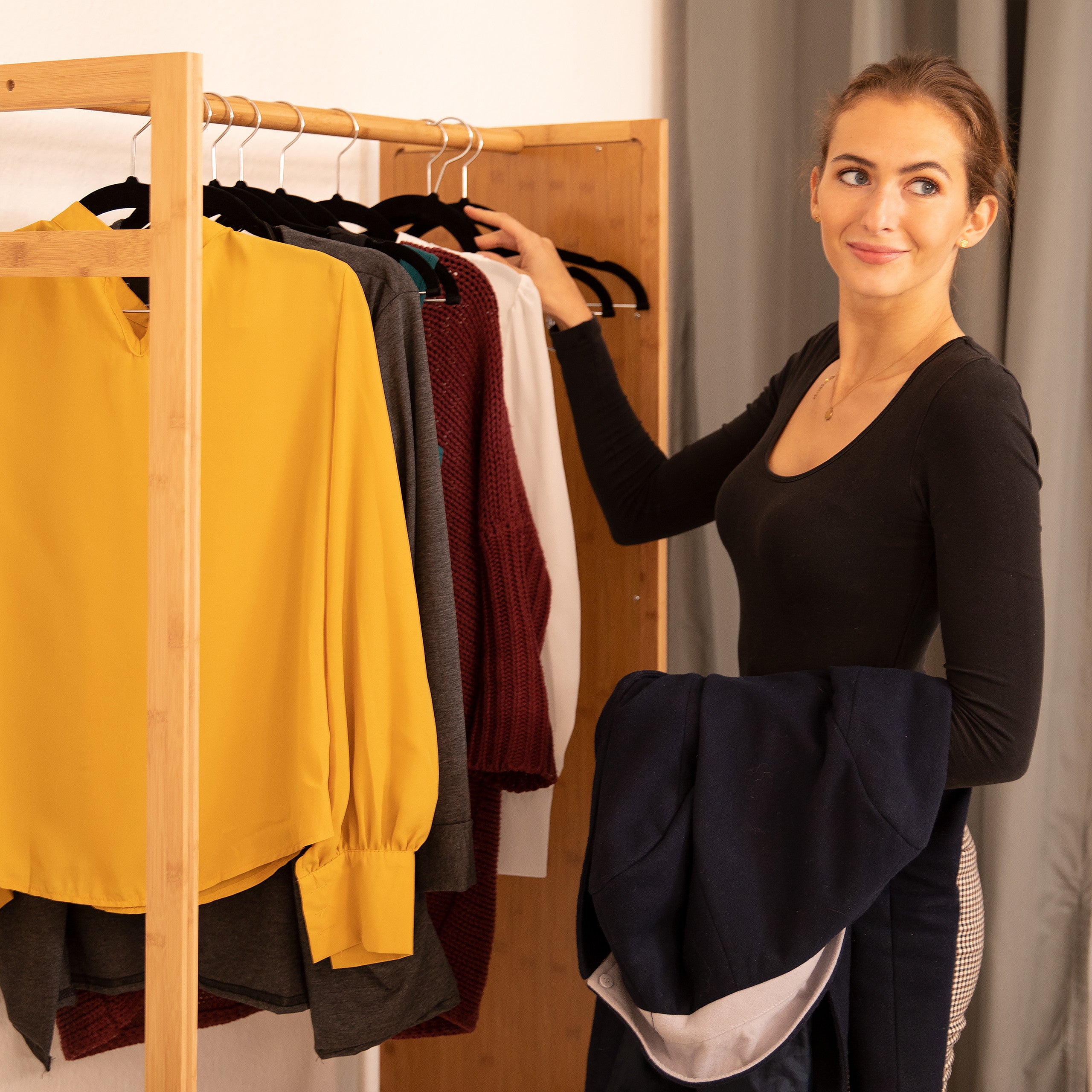 24x Cintres en velours, pinces, clips, manteaux, pantalons, robes, vêtements, crochet 360°, 43 cm, antidérapant, gris - 2