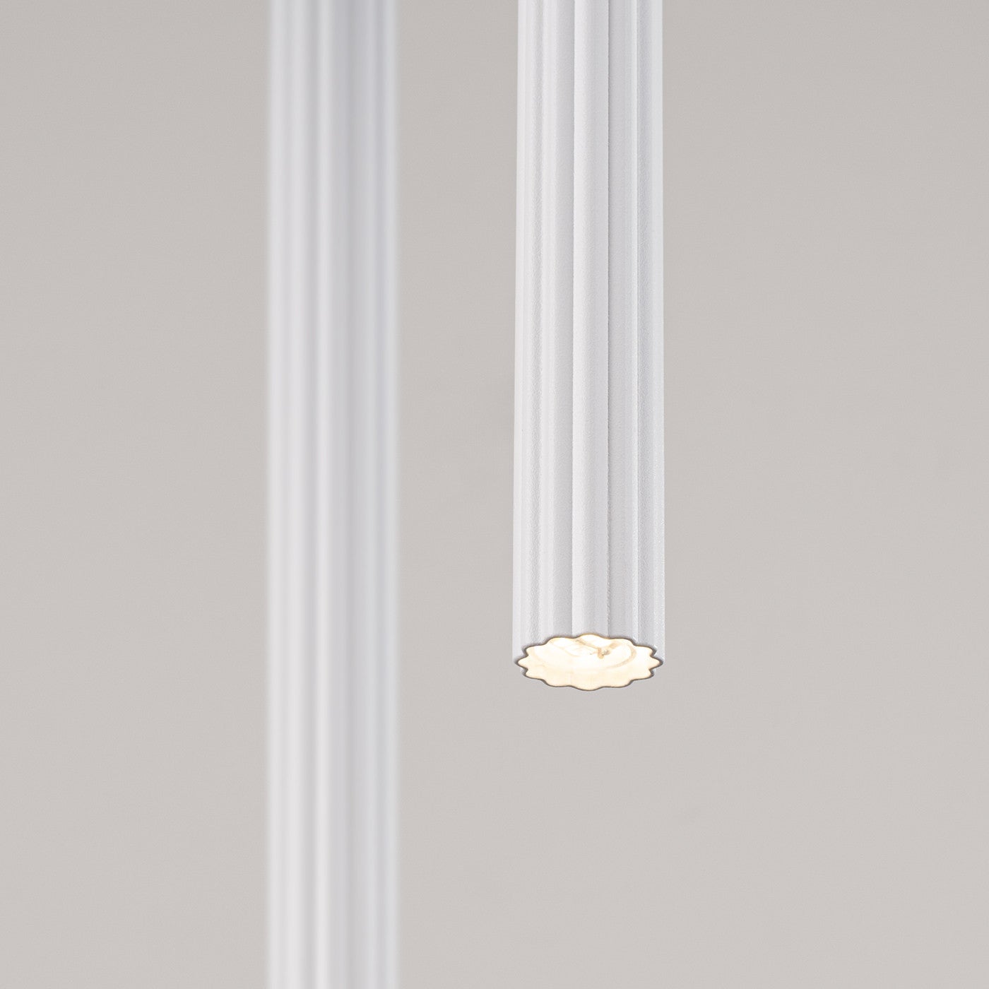 Lampa sufitowa ryflowana ARCHE biała 2xG9x8W metal wym:118x15x15cm IP20 Sollux Lighting - 5