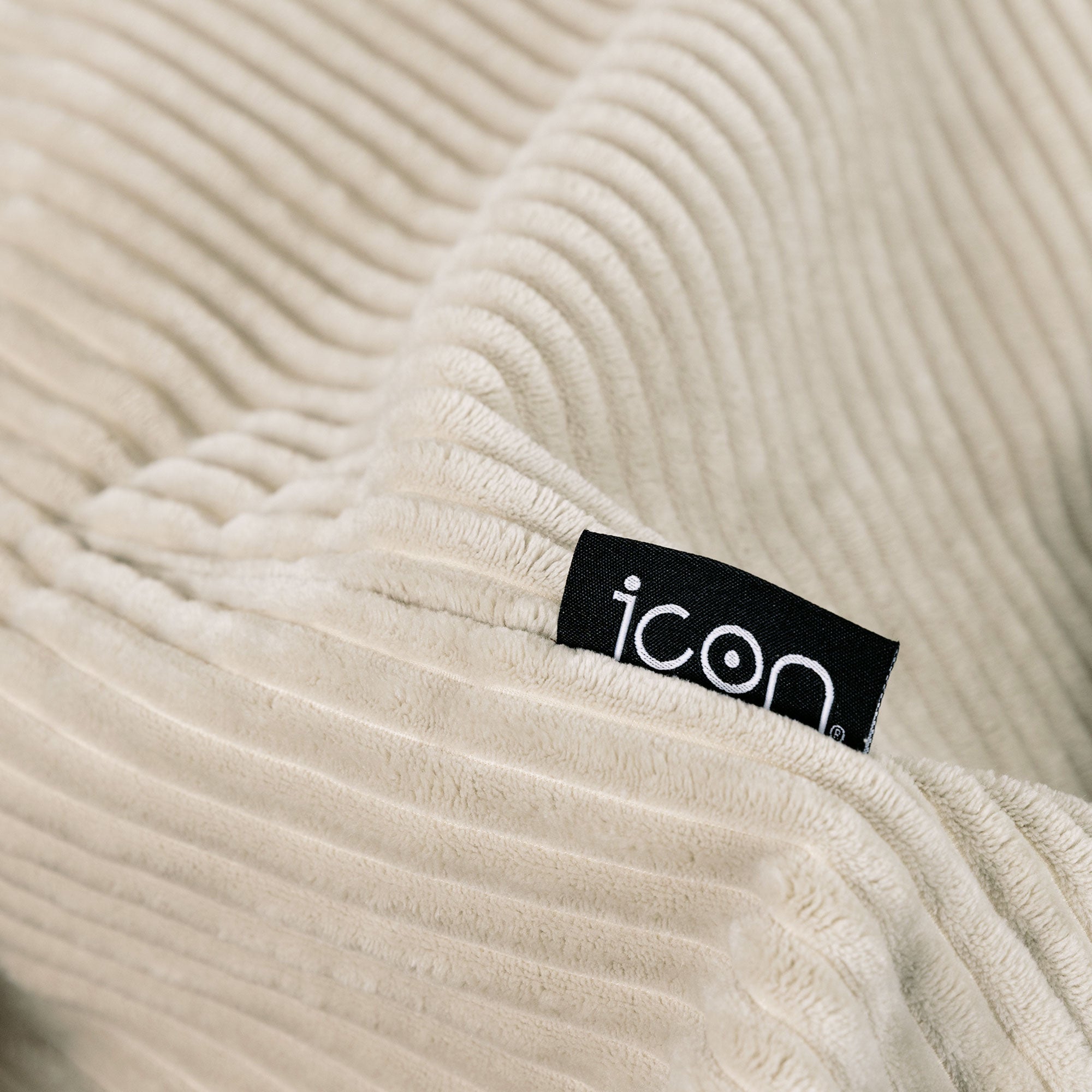 Pouf Icon in velluto a coste beige ghiaia, soggiorno, camera da letto, 85x85 cm, Made in Germany, Oeko-Tex® - 7