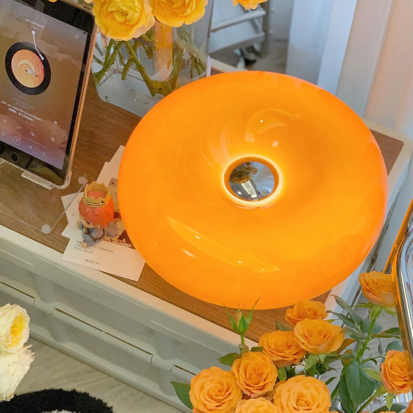 Lampe à poser, Lampe Donut Touch, Lampe d'ambiance rétro Bauhaus, Lampe de bureau LED, Lampe de chevet avec 3 modes d'éclairage, Orange - 2