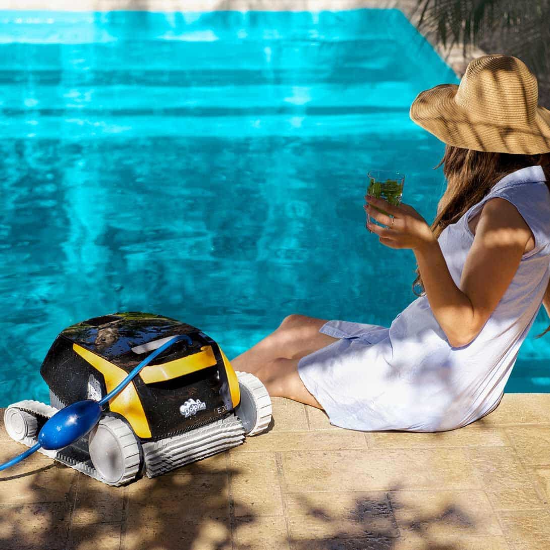 Dolphin e20 PowerStream Nettoyeur de piscine à brossage actif 10m Filtration supérieure - 3