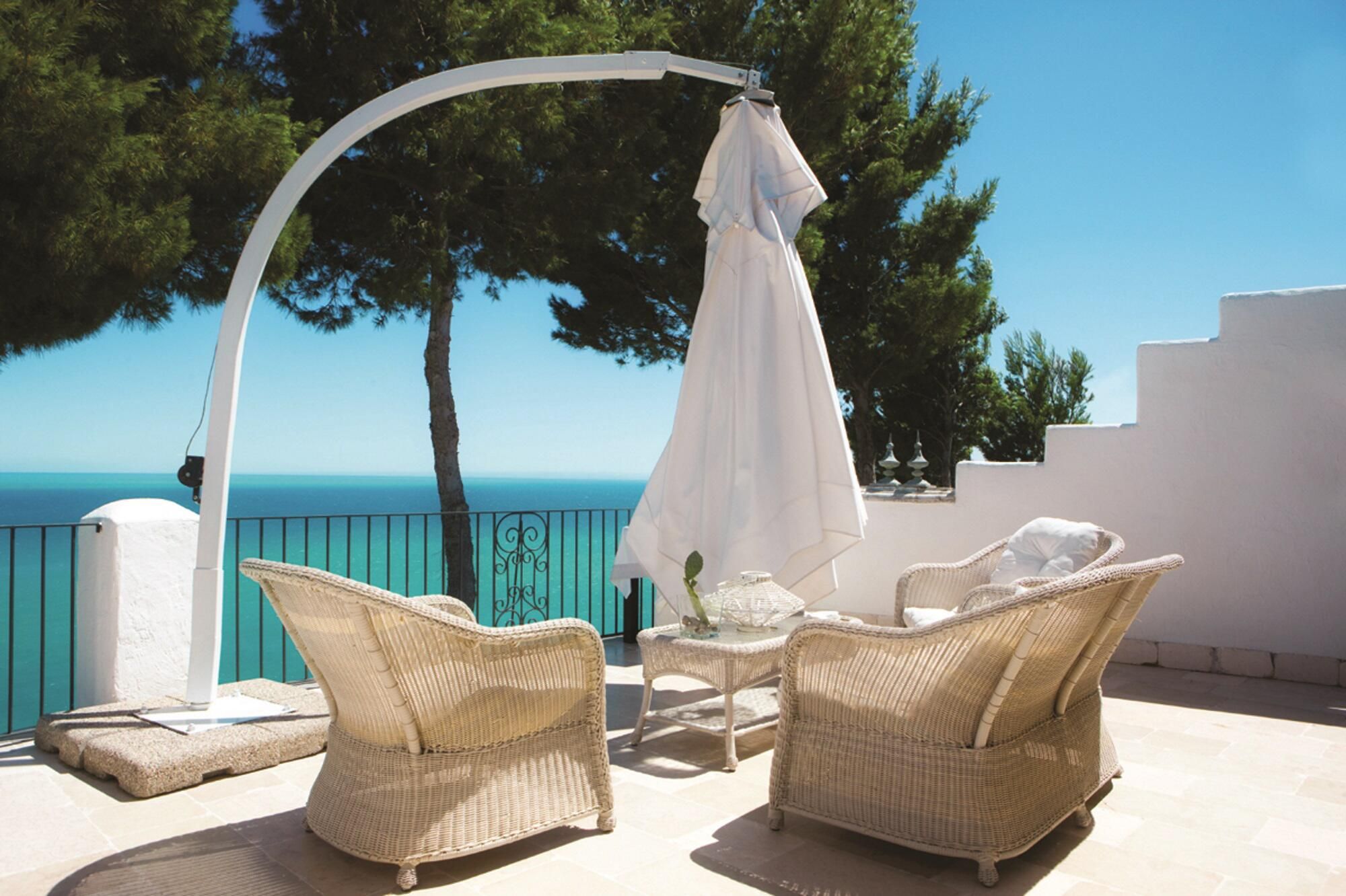 Housse de protection pour parasol excentré en polypropylène 152 x 216 cm - 4