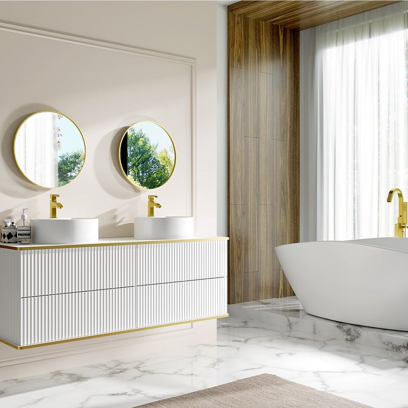 Szafka łazienkowa wisząca ryflowana ze złotą listwą i dwoma okrągłymi umywalkami nablatowymi - Biały - 150 cm - KELIZA