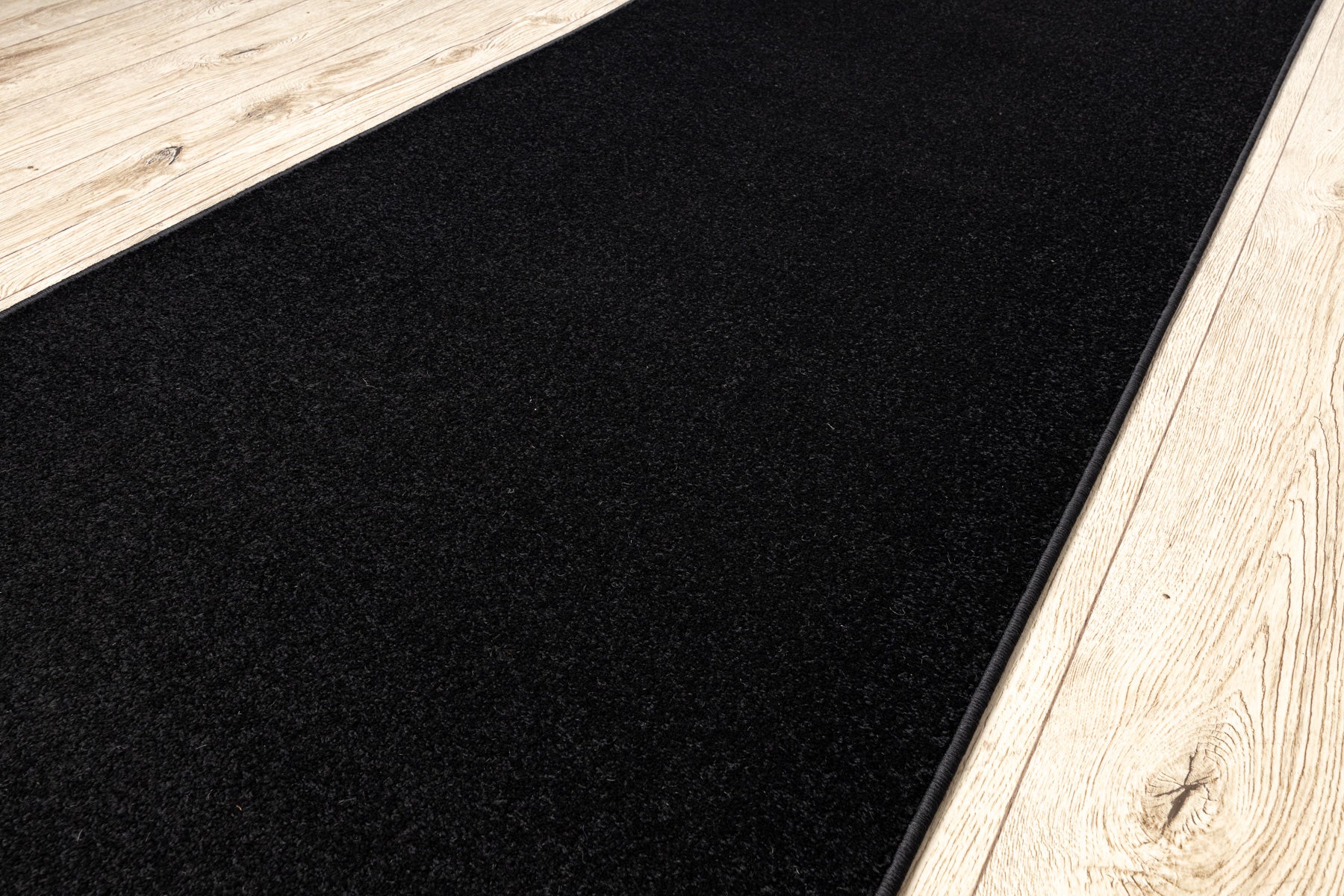 Jednolity chodnik KARMEL Gładki, jednokolorowy czarny 160 cm 160x490 cm - 4