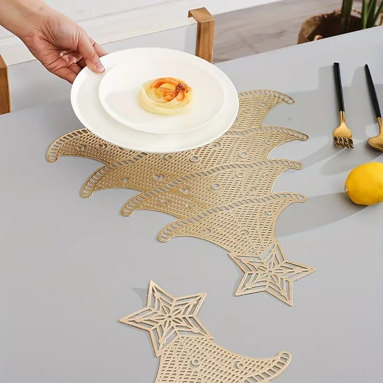 podkładek w kształcie złotej choinki, z pustym wzorem - wykonane z winylu - 42 x 35 cm - idealne do dekoracji kuchni na imprezę świąteczną - 4