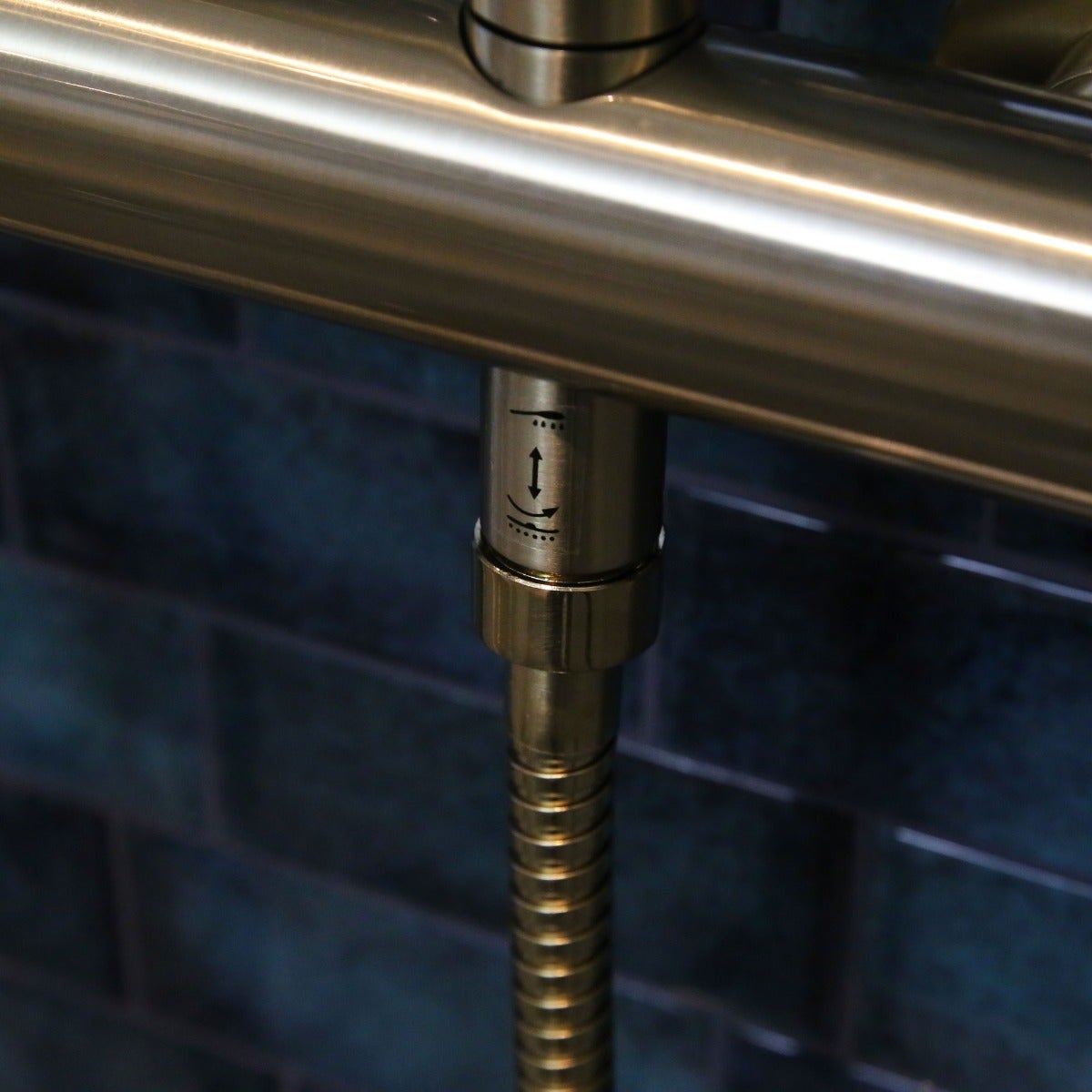 Luisa Coluna de duche mecânica dourado escovado 250 - 7