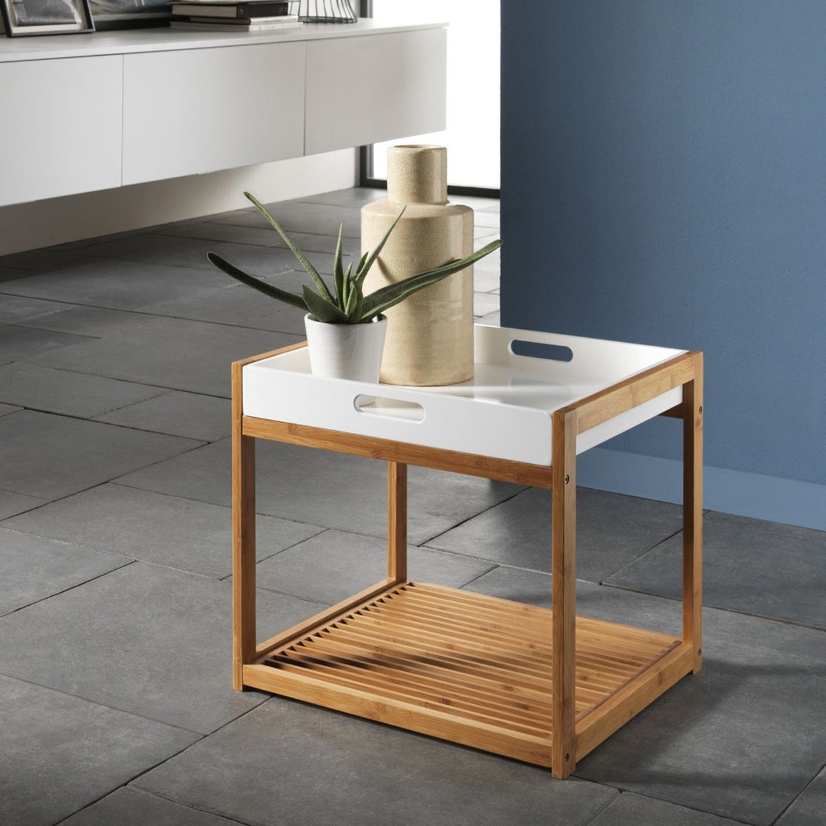 Tavolino in legno di bambù con vassoio estraibile George Leroy