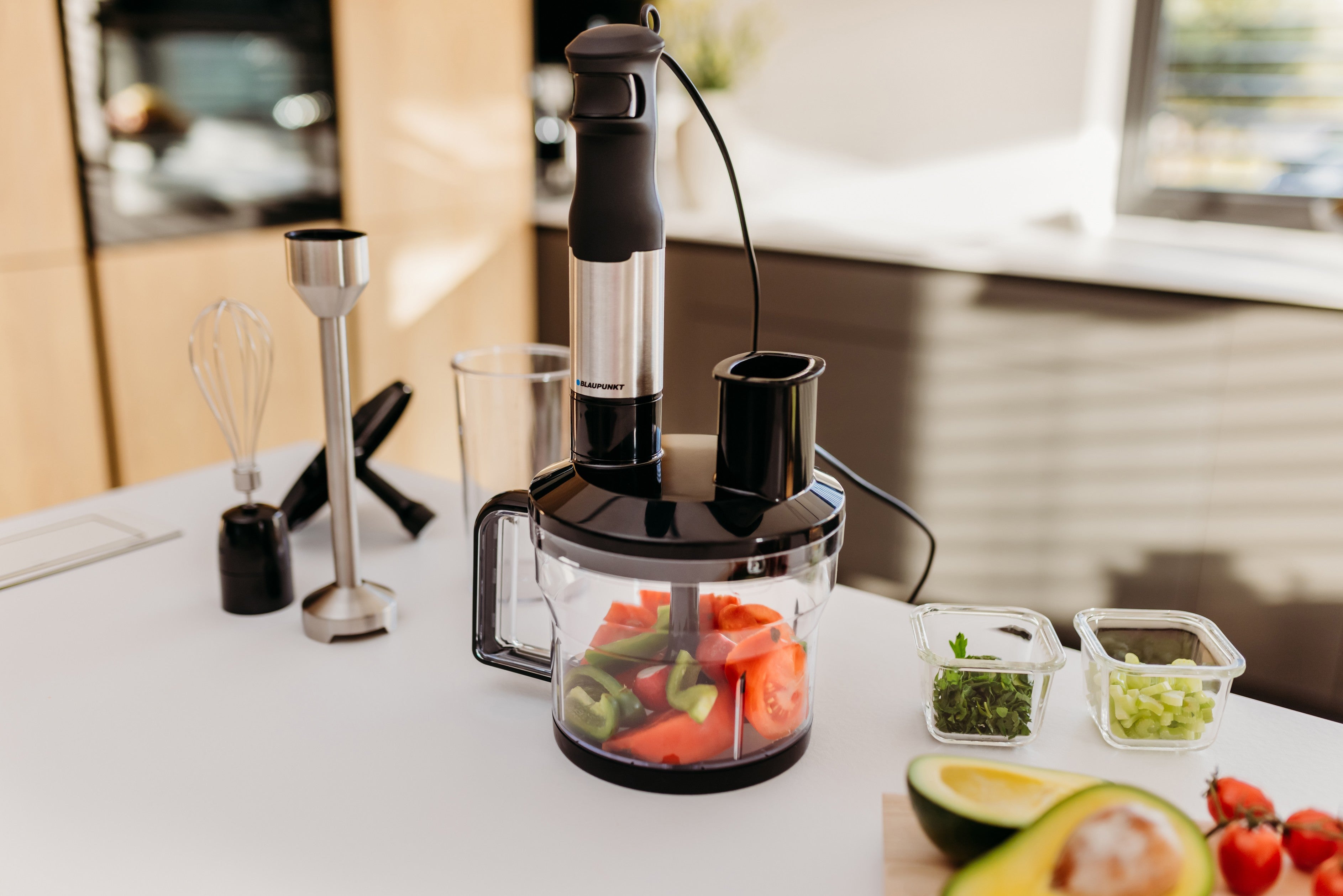 BLENDER RĘCZNY Z AKCESORIAMI BLAUPUNKT HBD611 - 3