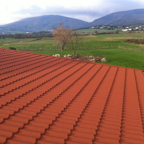 Bande de rive métallique crantée à DROITE IKO Metals, longueur utile 1100mm, coloris Redwood (rouge-brun) - 2