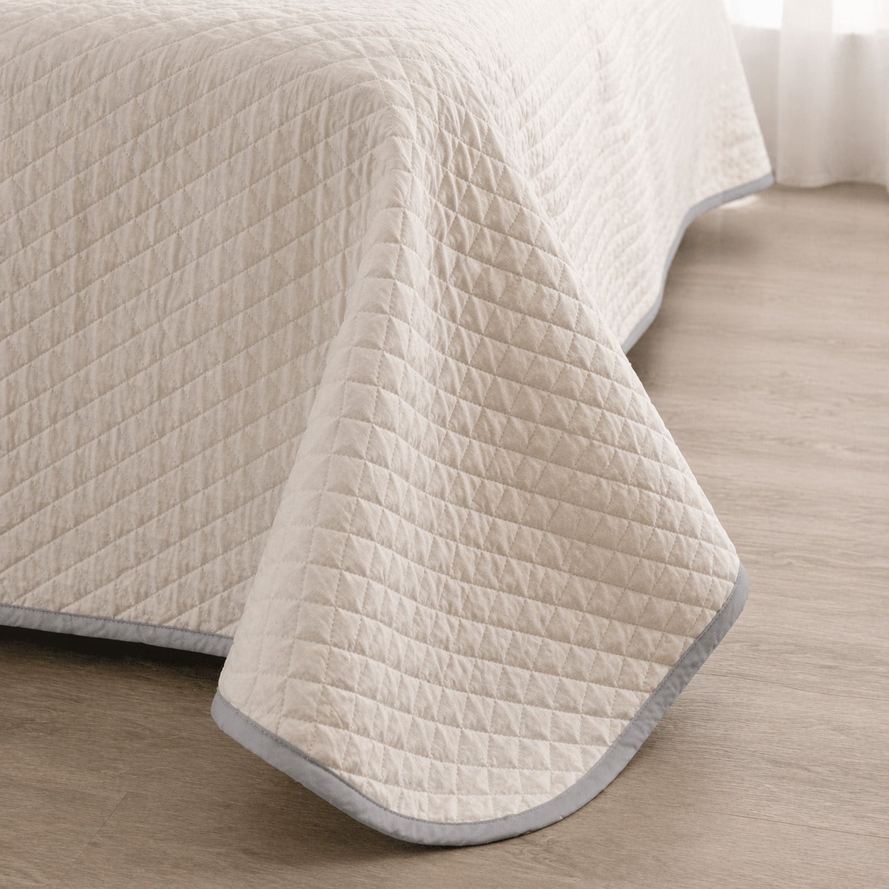 Colcha Bicolor Reversible Beige/Lino Cama 180cm Donegal Collections - 3