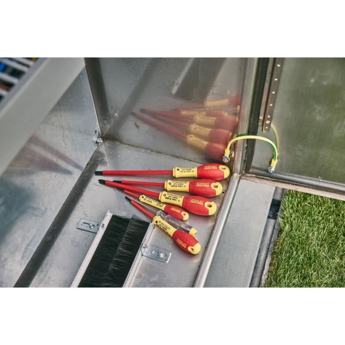 Set di 6 cacciaviti isolati 1000V STANLEY Fatmax + tester - 0-65-443 - 6