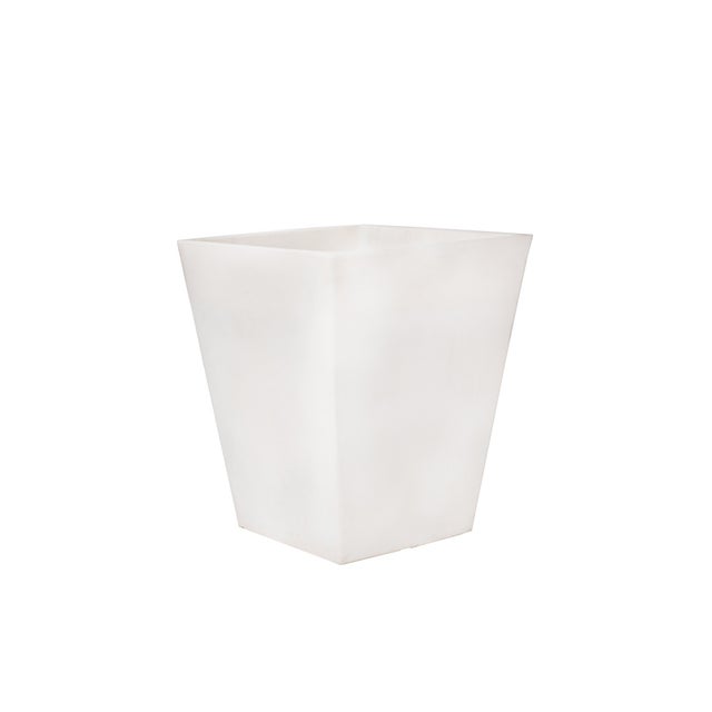 CAMOMILA RÚSTICA Vaso quadrado para interior e exterior para plantas e flores, muito resistente ao passar do tempo. - Branco