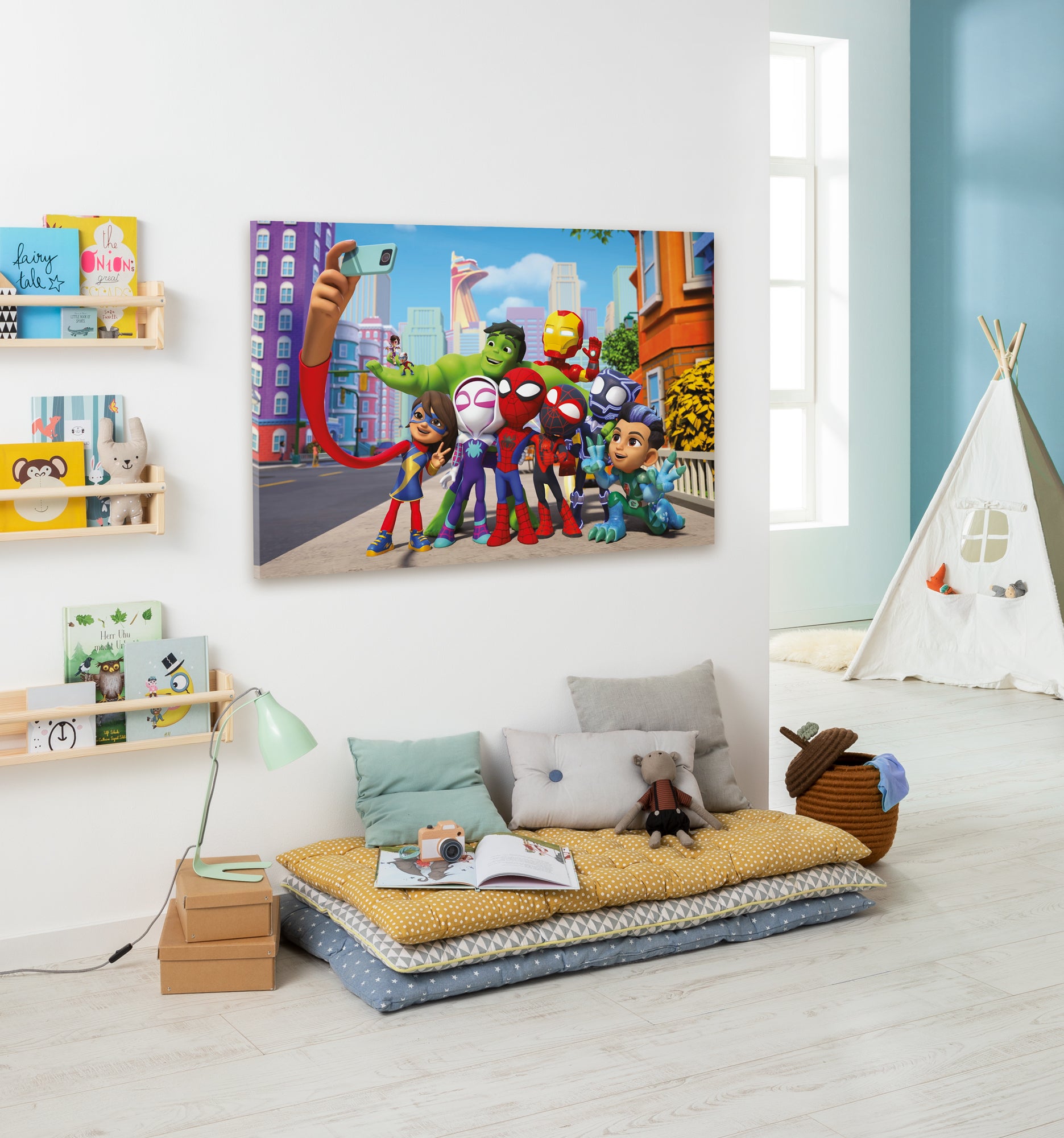 Lienzo impreso en komar - marvel spidey and his amazing friends selfie - talla: 90 x 60 cm