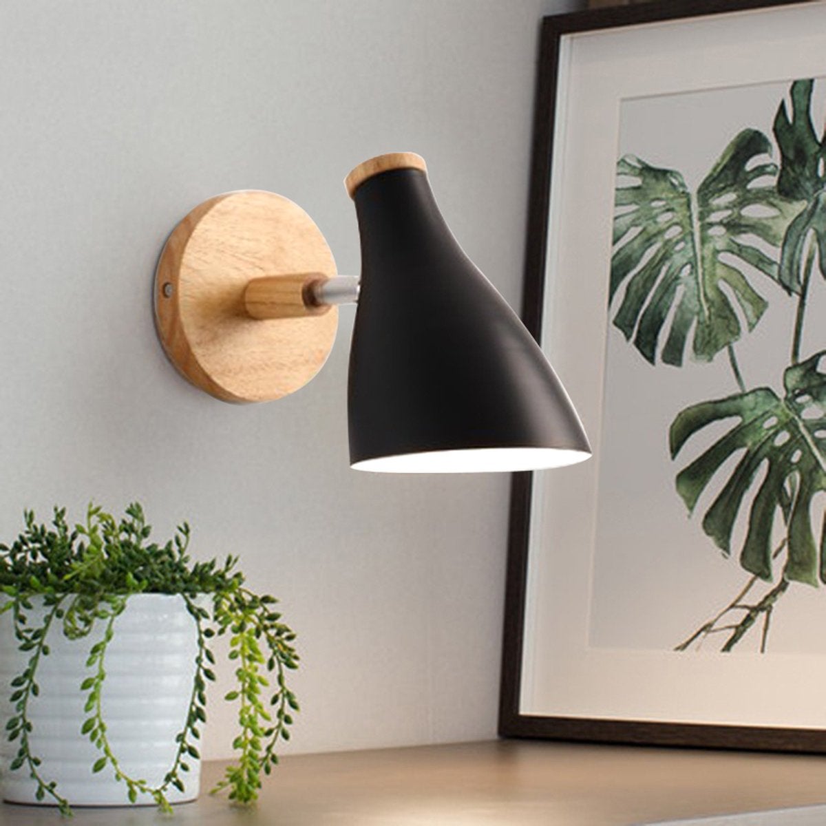 Lampă de perete scandinavă elegantă, design minimalist pentru orice cameră, neagră