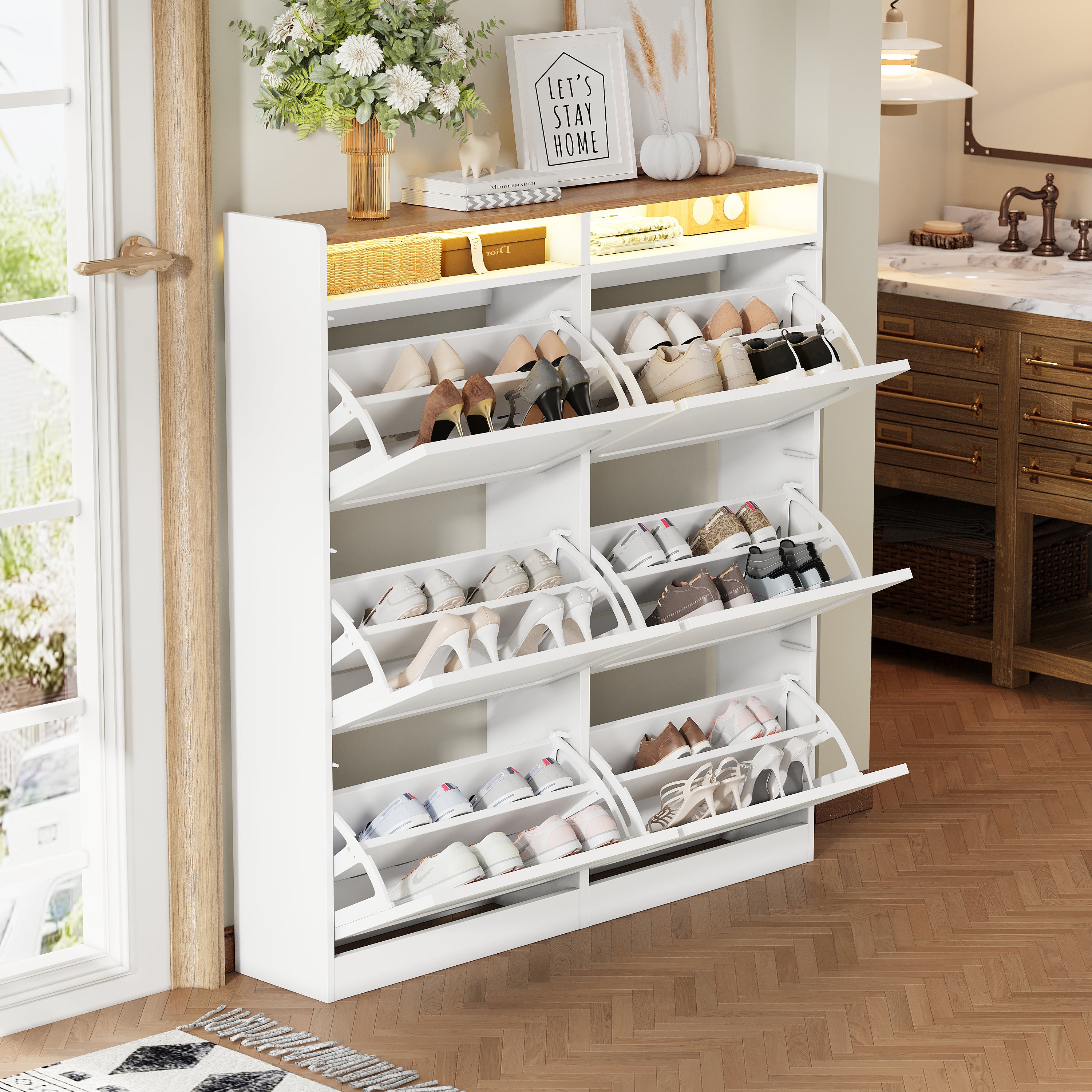 HOMCOM Armoire à Chaussures 3 Portes Abattantes – Rangement 6 Compartiments Chêne Clair/Blanc Moderne
