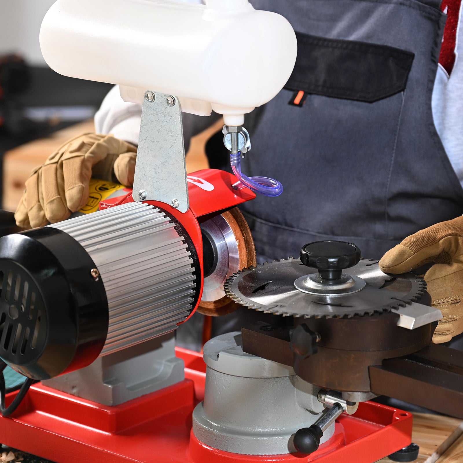 Affuteuse Lame de Scie Circulaire VEVOR 370 W Affûteuse d'Angle Rotative Lames Réservoir d'Eau 6 Centrages Scie Meule 125 mm Affûtage par Injection - 8