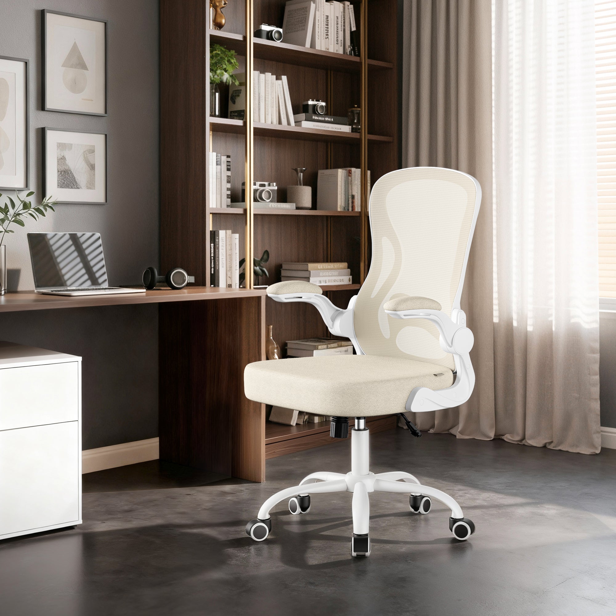 SONGMICS Chaise de Bureau Ergonomique, en Maille, Fonction Bascule, Accoudoirs Rabattables, Beige et Blanc - 3
