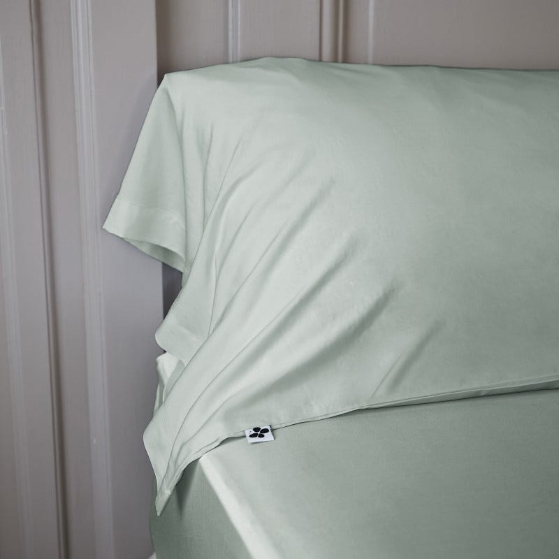Taie de traversin unie en coton lavé, Scenario - Acajou - 85 x 185 cm Taie de traversin unie en coton lavé, Scenario - Acajou - 85 x 185 cm