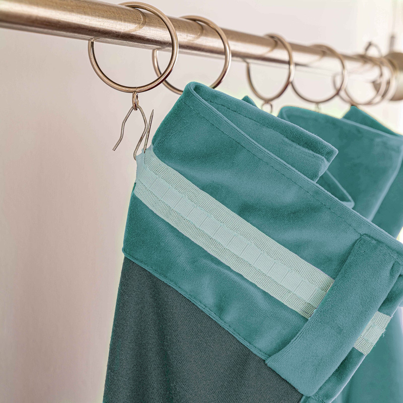 Rideaux Occultants Thermiques en Velours Épais 2 pièces, Isolation & Élégance, Convient pour les salons et les chambres à coucher 132x305CM Sarcelle - 7