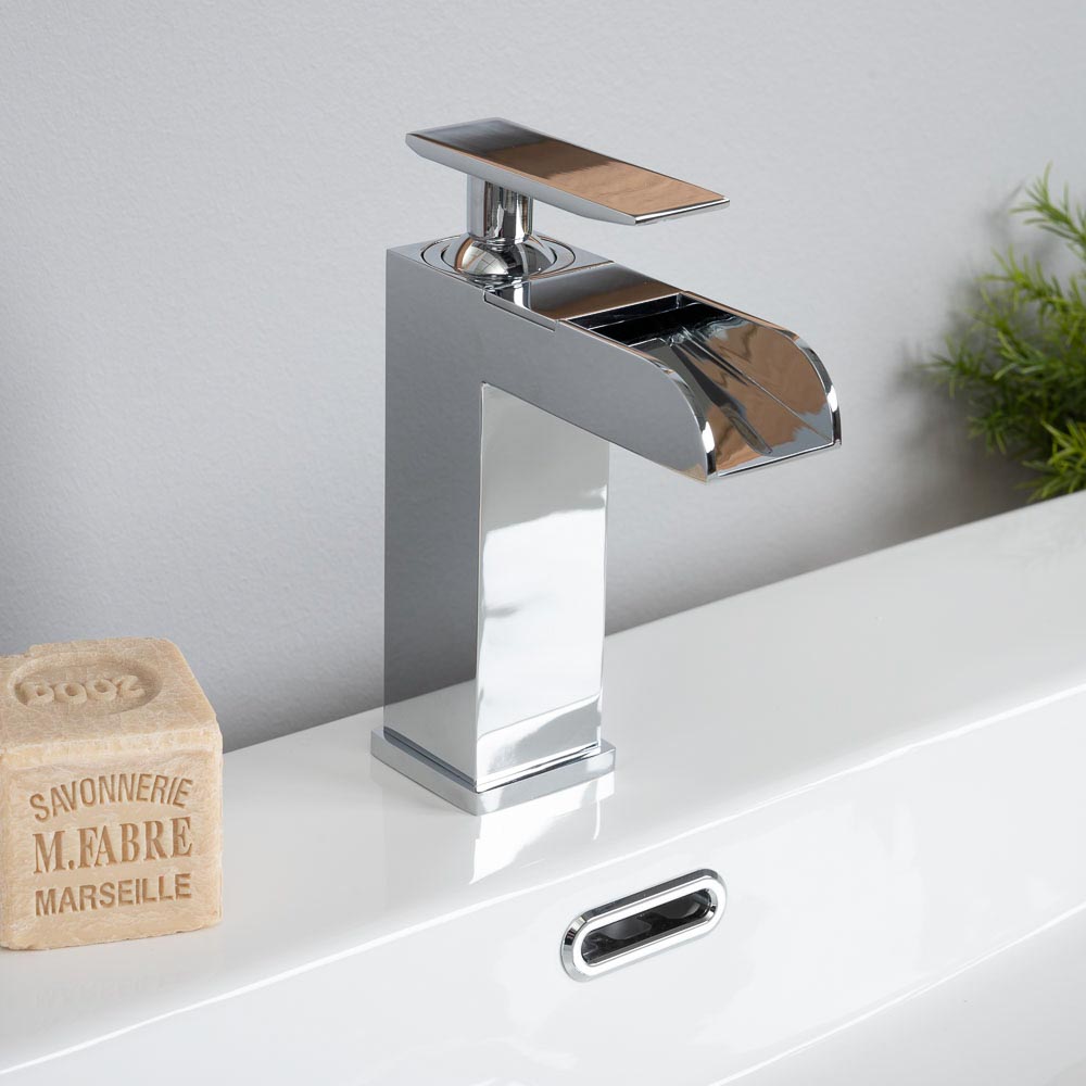 Grifo cascada para lavabo Shannon cromado Leroy Merlin