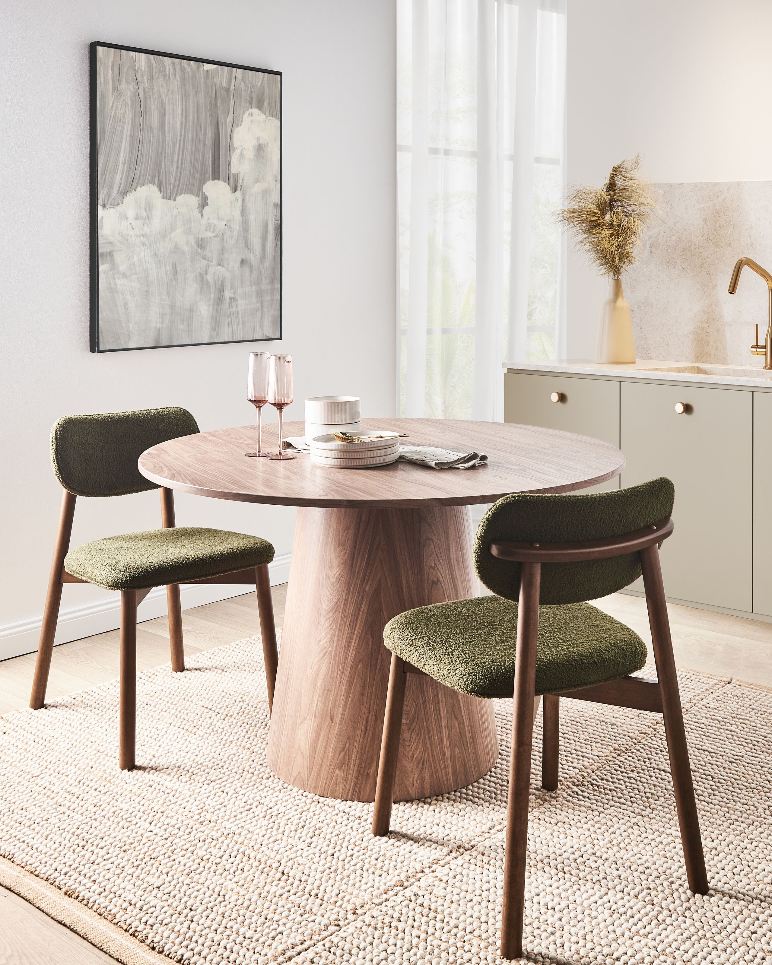 Beliani Conjunto de 2 sillas de comedor MILLS Bouclé Verde oscuro ...