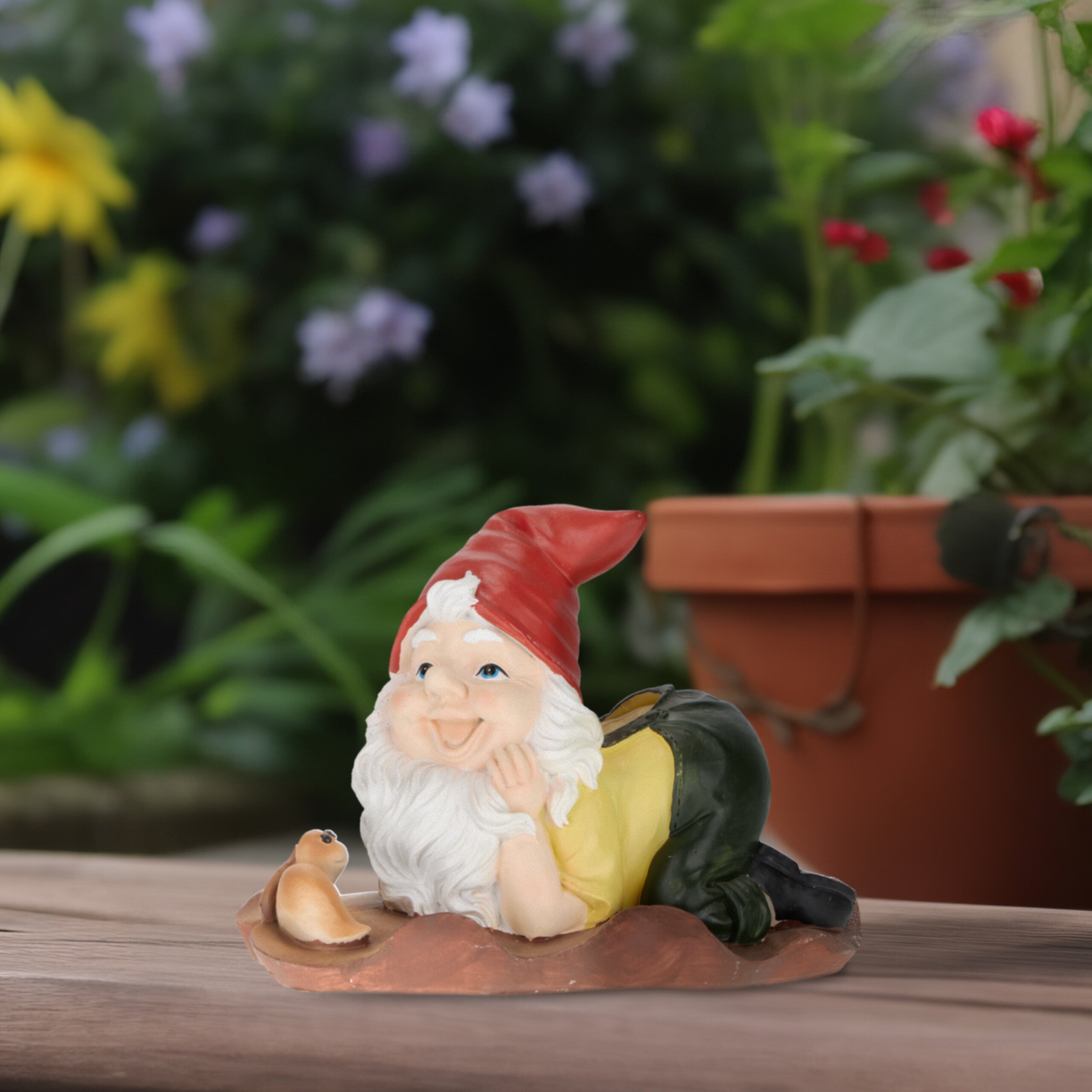 Gnomo Da Giardino Con Sedia A Dondolo E Gatto - Resina Dipinta A Mano - Decorazione Per Esterni E Interni