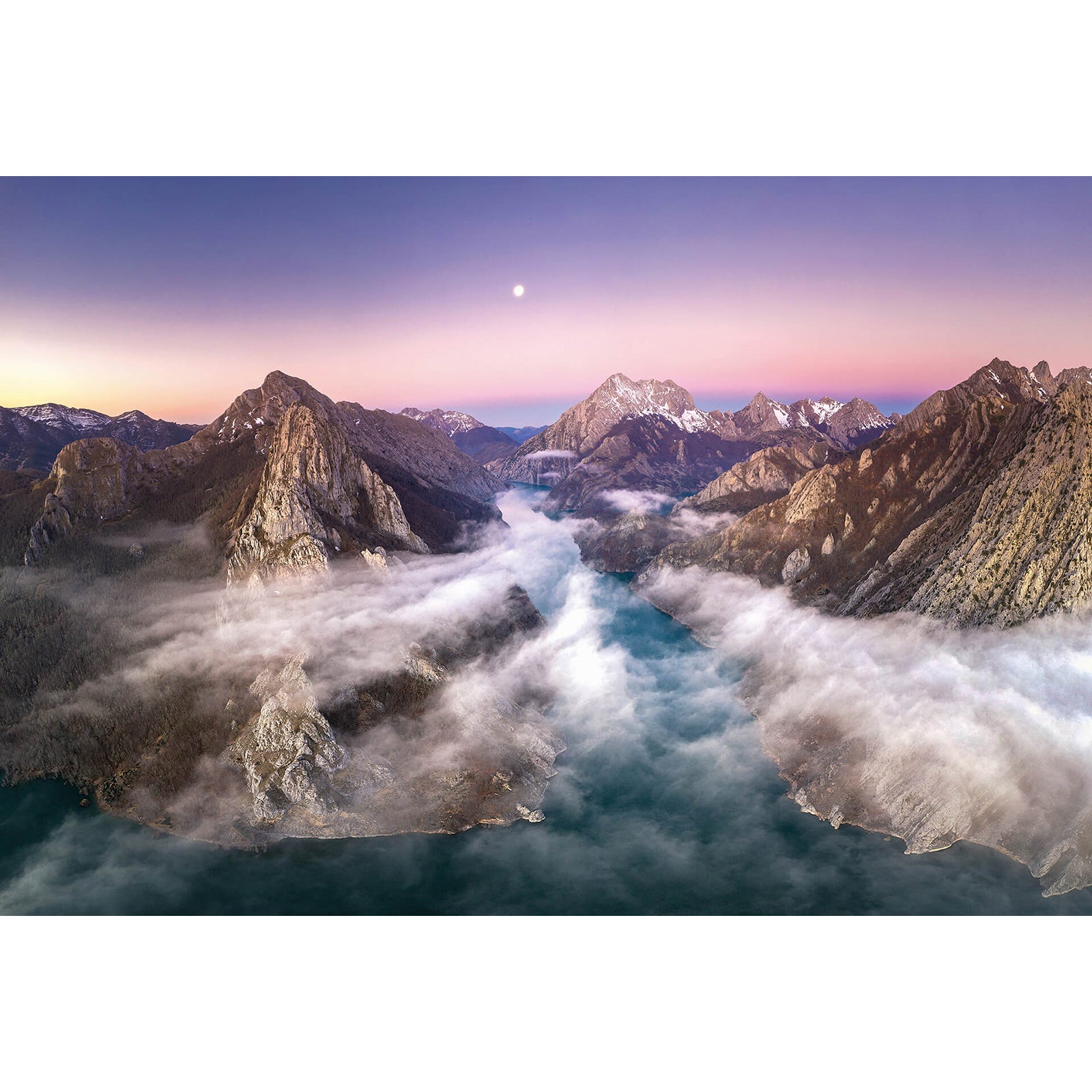 Papier Peint Photo Panoramique 320x230 Cm - Paysage Lac Et Montagnes, Violet/ciel, Nice Wall, 6 Panneaux