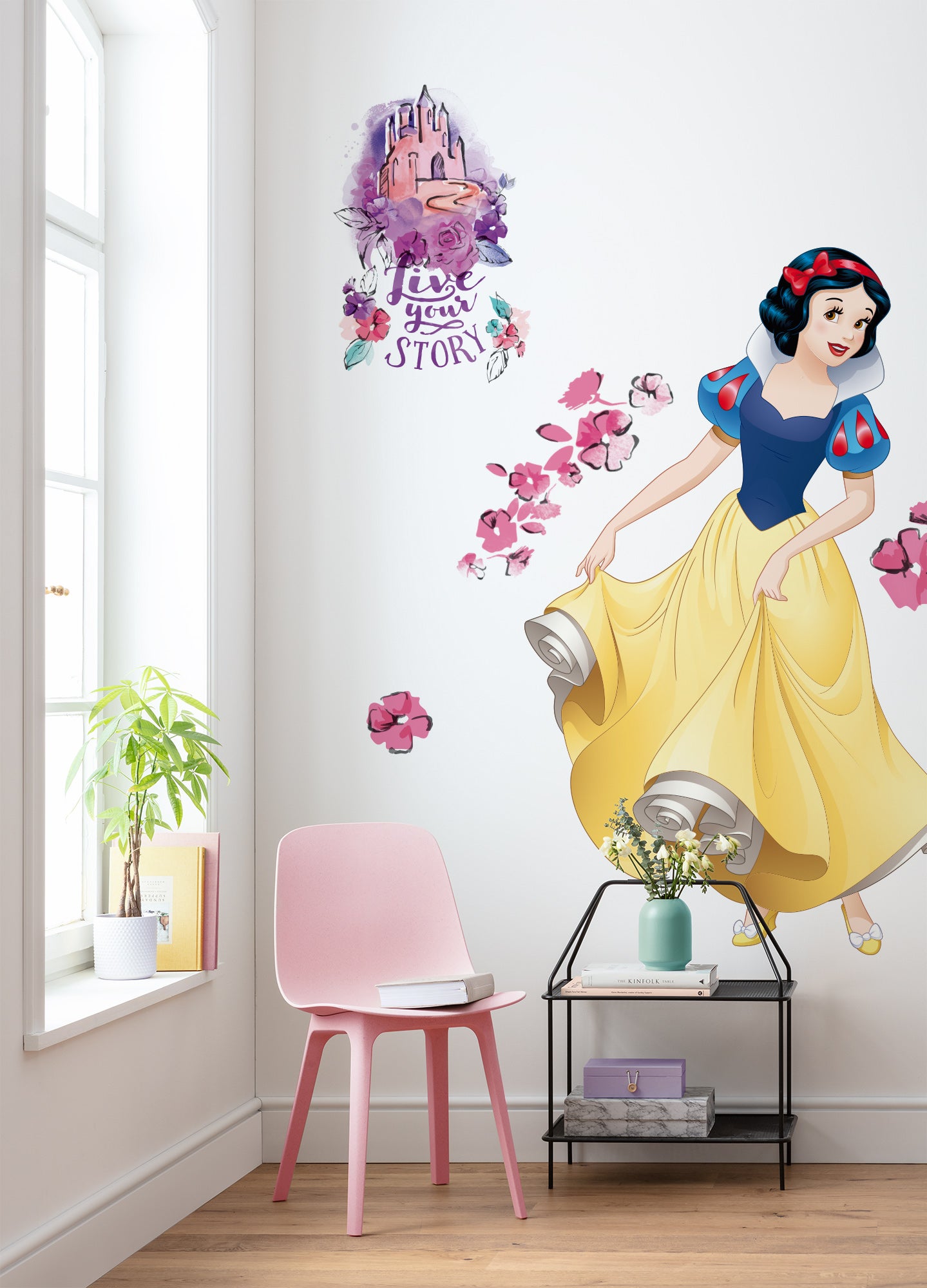 Naklejka na ścianę Królewna Śnieżka żółtym,niebieskimIróżowym - 127 x 200 cm - DISNEY
