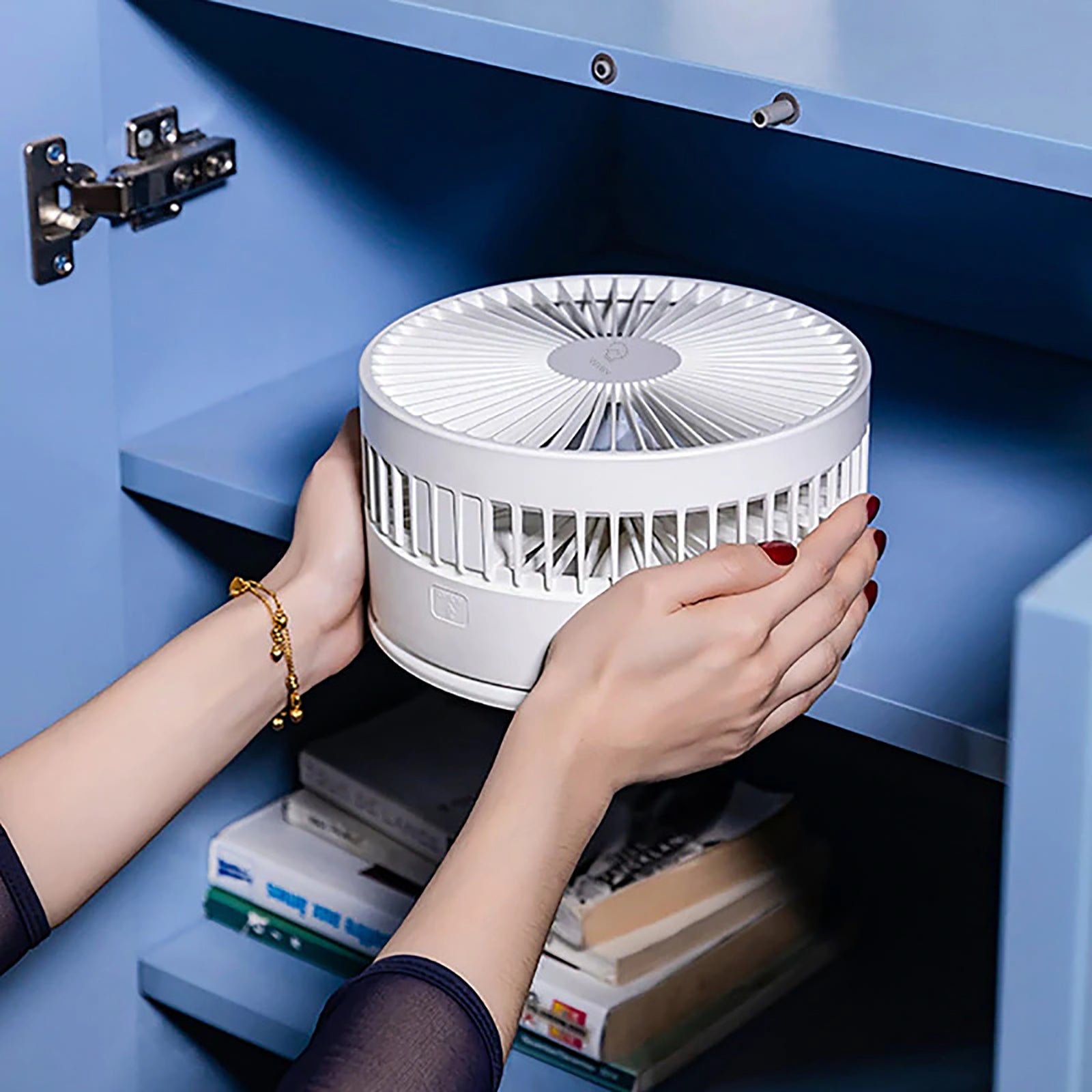 Ventilateur télescopique pliable sans fil, tournant à 4 vitesses, batterie rechargeable USB avec télécommande - 4