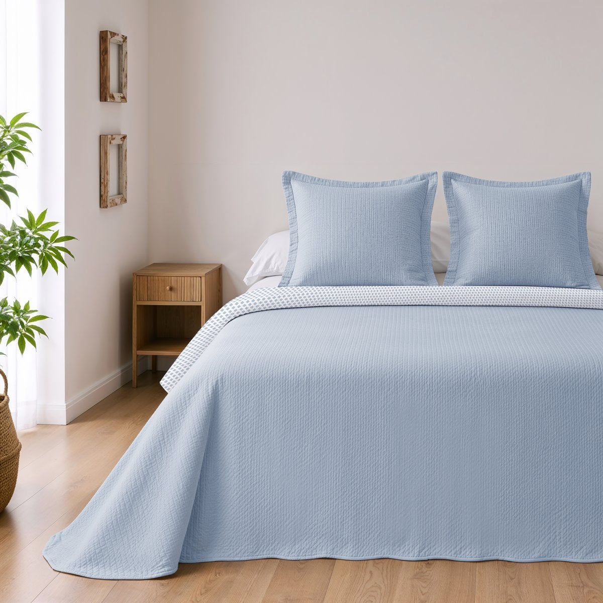 Colcha Lisa Reversible Azul cama 135 cm - 235x270 cm | Leroy Merlin