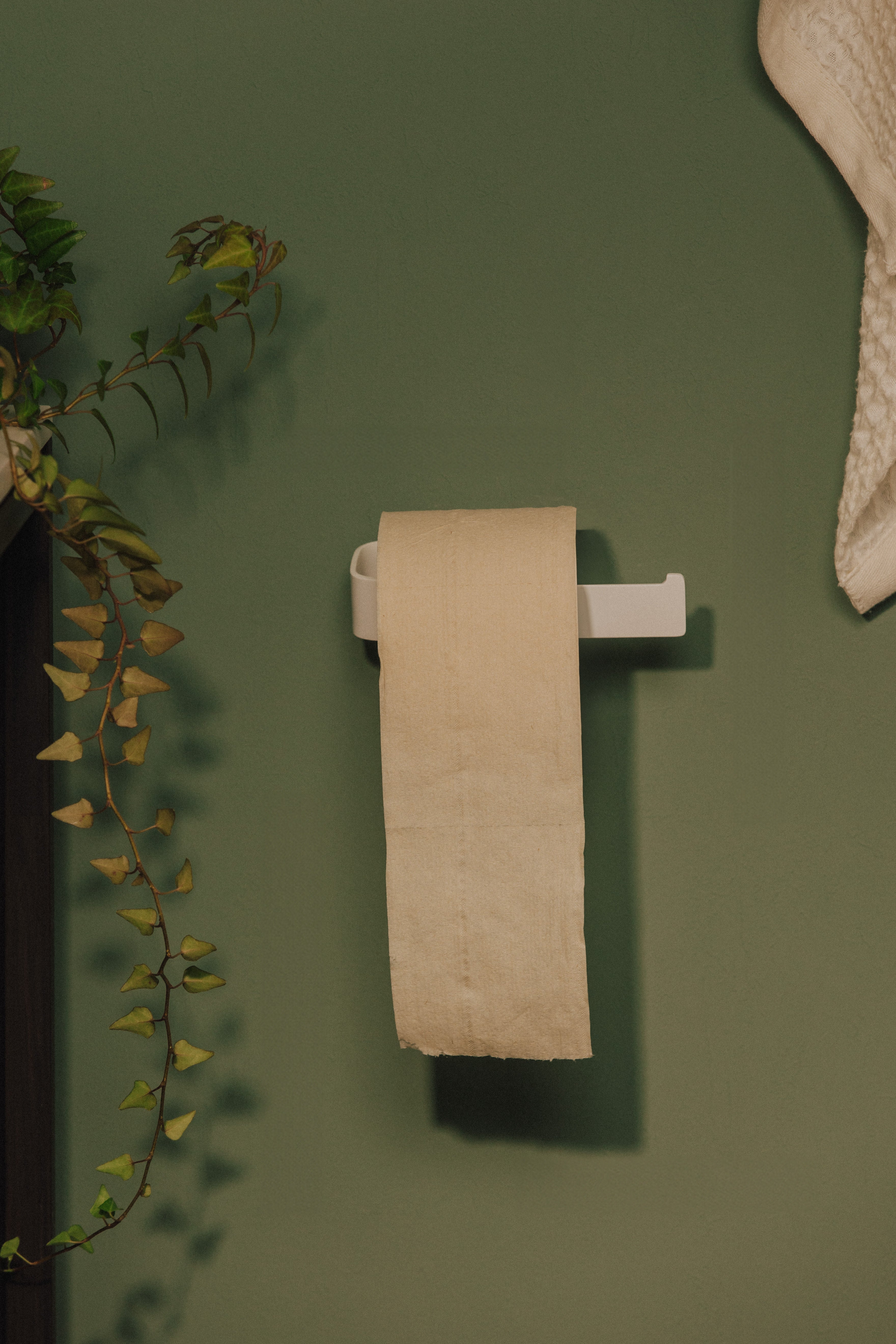 COSMIC Nea Porte-Papier Toilette Sans Couvercle pour Salle de Bain Design Carré. Installation avec Vis ou Adhésif. Porte-Papier Toilette en Métal de - 2