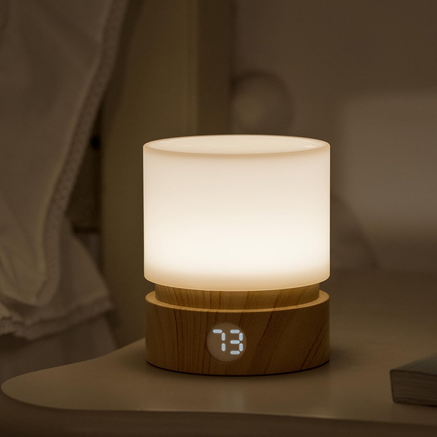 Jasnobrązowa lampka nocna o średnicy 8,2 cm i wysokości 9,5 cm z timerem, lampka nocna LED dla dzieci, ściemnialna, ładowalna