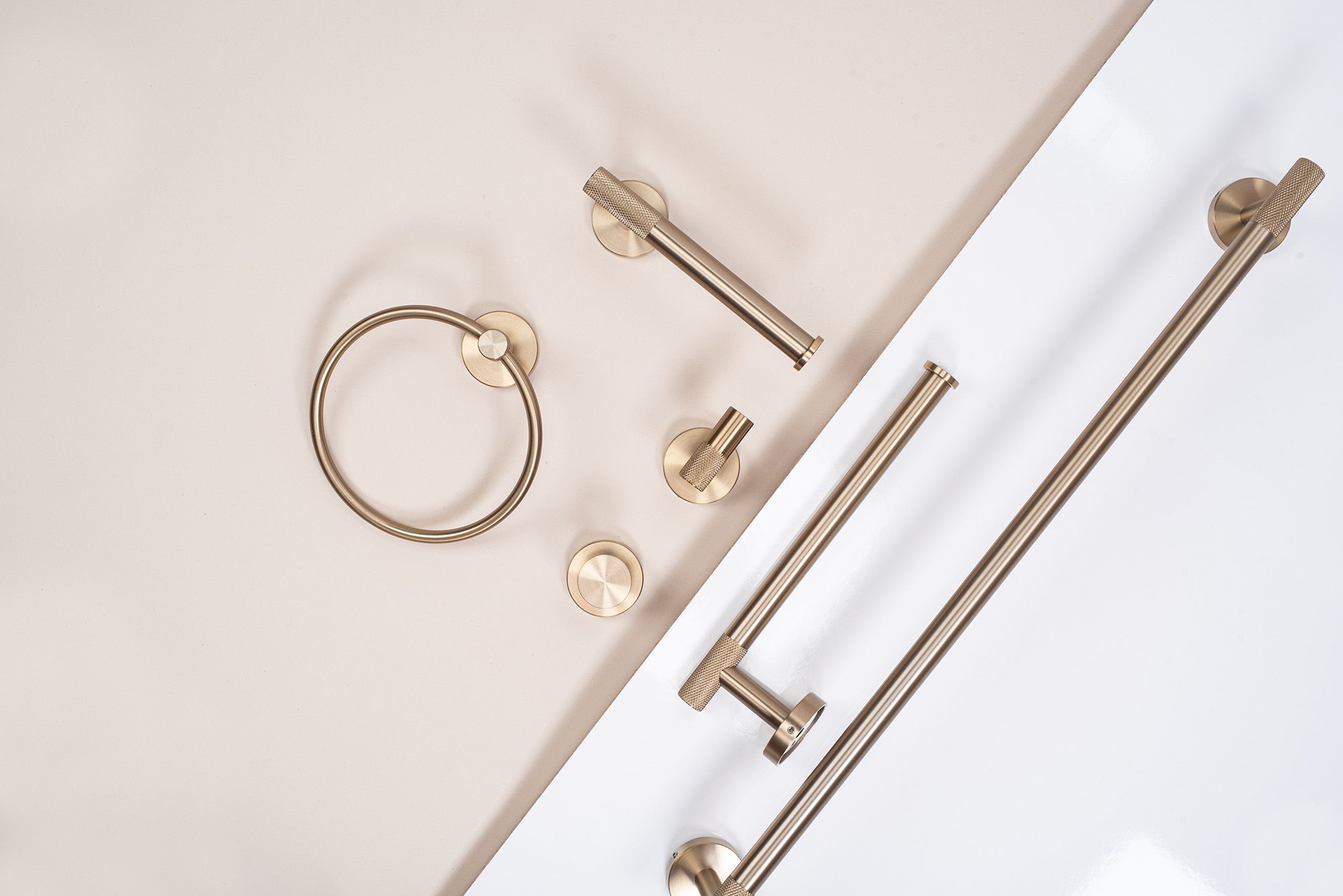 Wieszak łazienkowy jednoramienny 6610a Modern Złoty Szczotkowany - 8