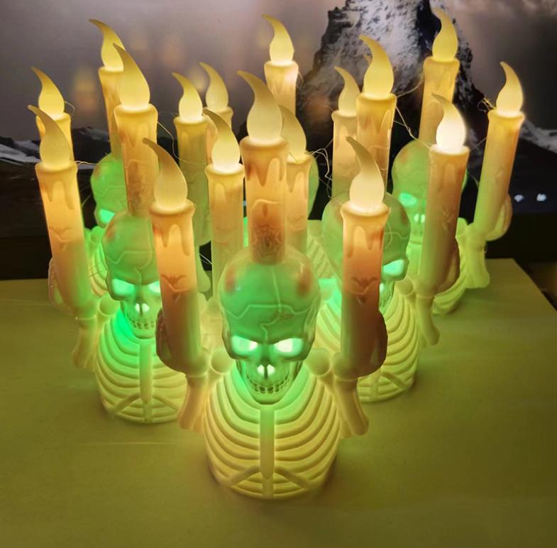 12 bezpłomieniowych świeczek w kształcie czaszki, świeczki LED, nawiedzone świeczniki, idealne do dekoracji domu na Halloween.