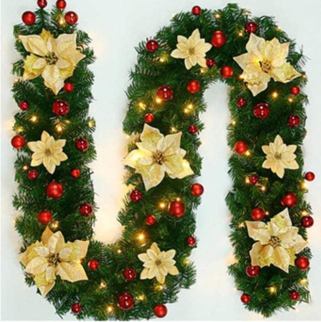 Corona de Navidad de Cedro Artificial Oro/Rojo - Decoración Interior y Exterior - Con 30 Bolas Rojas y 7 Flores Doradas