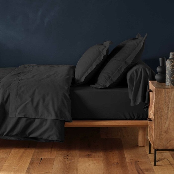 Drap-housse 2 personnes 160 x 200 cm coton 57 fils LINA Noir – Bonnet 30 cm - 5